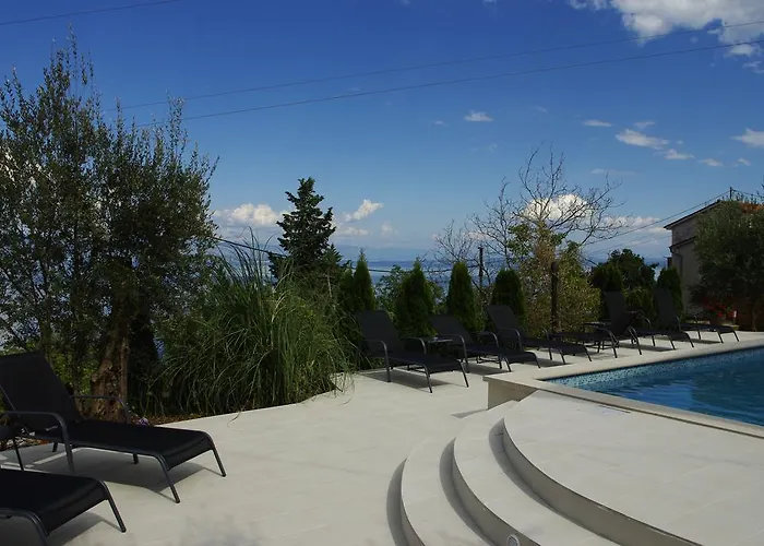 Selce Kala Апартаменты Мощеничка-Драга